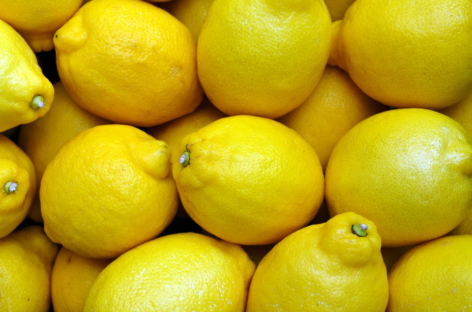 How To Clean Using Lemons