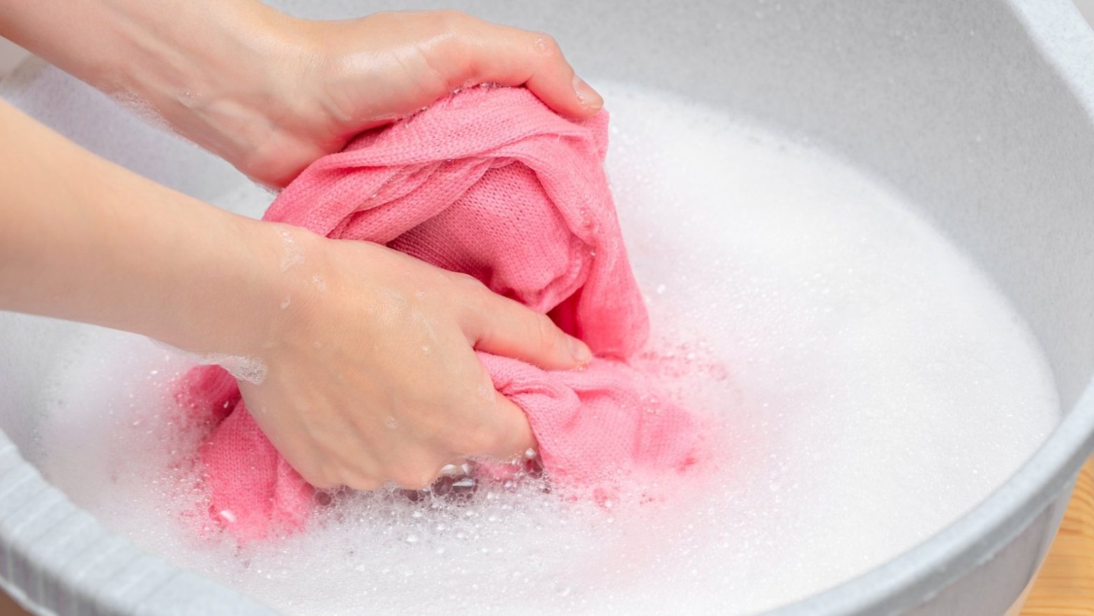 How Often Should You Actually Wash Your Sheets And Towels? (Part 1)
