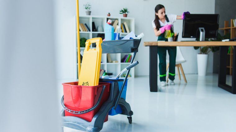 4 Signs Your Office Needs A Cleaning Service