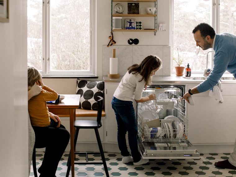 10+ Hacks From Different Countries to Help You Keep Your House Clean